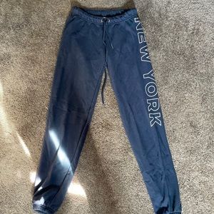 Navy blue New York sweatpants from Aeropostale.